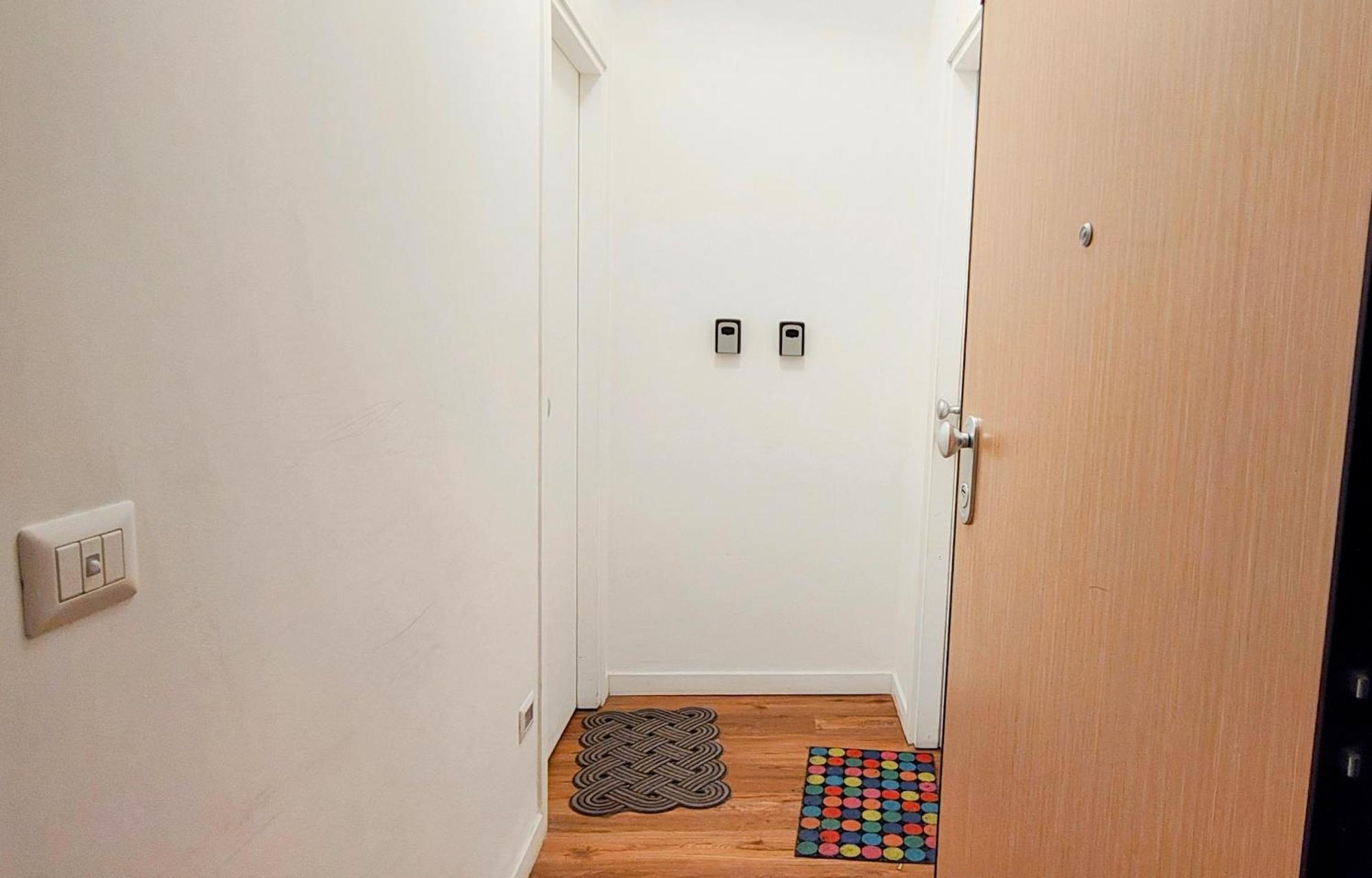 Central Suite Apartment Bari Ngoại thất bức ảnh