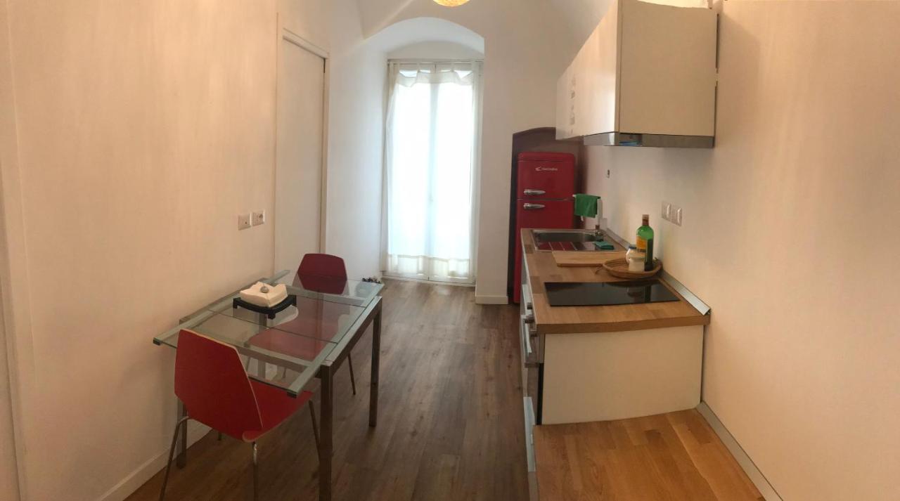 Central Suite Apartment Bari Ngoại thất bức ảnh